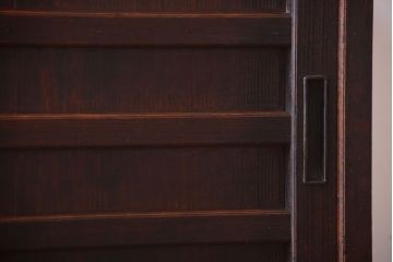 アンティーク家具　古民具・骨董　大正期　横桟引き戸のアンティーク茶箪笥