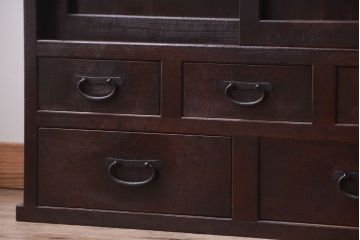 アンティーク家具　古民具・骨董　大正期　横桟引き戸のアンティーク茶箪笥