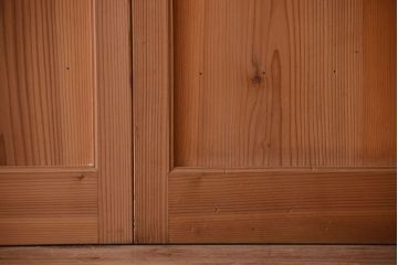 アンティーク　ナチュラルな古い木味のシンプルな舞良戸2枚セット(2)