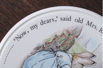 アンティーク雑貨　中古　イギリスWedgwood(ウェッジウッド)　ピーターラビット　ティーポットスタンド