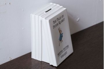 アンティーク雑貨　中古　イギリスWedgwood(ウェッジウッド)　ピーターラビット　ブックエンド型貯金箱