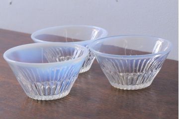 アンティーク雑貨　昭和レトロ　乳白ガラスカップ3点(氷コップ)