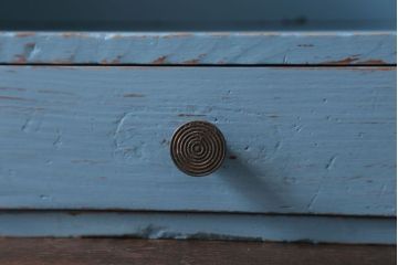 アンティーク家具　アンティークペイント　引き出し付き!小さな古い木の本立て(2)