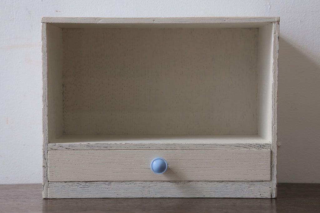 アンティーク雑貨　アンティークペイント　引き出し付き!小さな古い木の小物収納棚