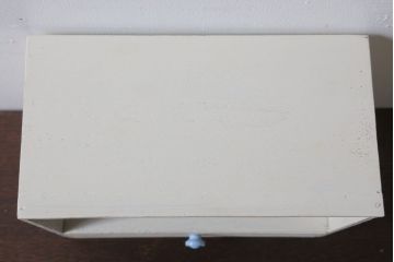 アンティーク雑貨　アンティークペイント　引き出し付き!小さな古い木の小物収納棚