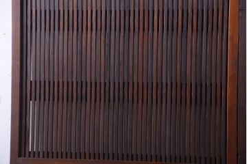 古民具・骨董　裏ガラス入り!腰板欅材のモールガラス帯格子戸2枚セット(1)