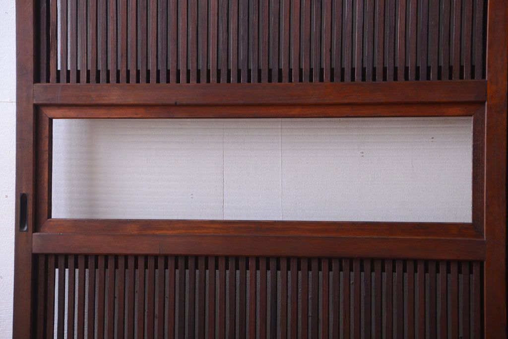 古民具・骨董　裏ガラス入り!腰板欅材のモールガラス帯格子戸2枚セット(1)