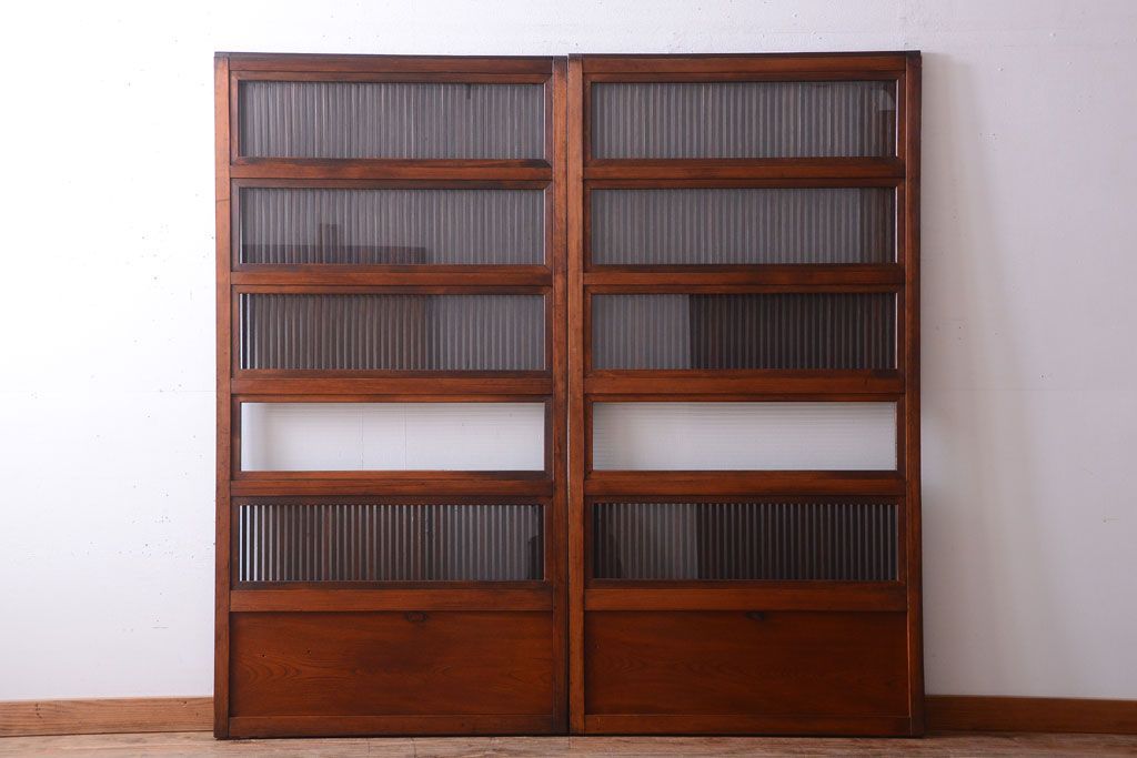 古民具・骨董　裏ガラス入り!腰板欅材のモールガラス帯格子戸2枚セット(1)