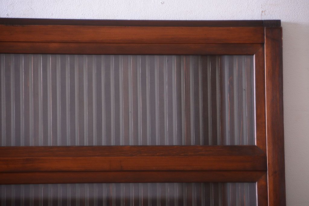 古民具・骨董　裏ガラス入り!腰板欅材のモールガラス帯格子戸2枚セット(1)