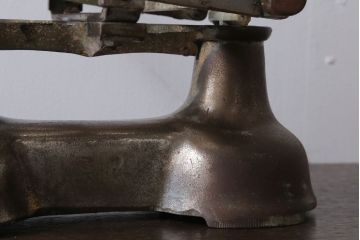 アンティーク雑貨　イギリスアンティーク　古いアイアンスケール(はかり)