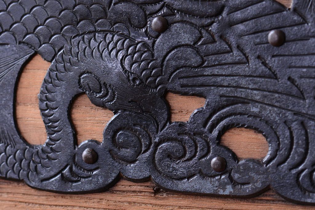 アンティーク家具　古民具・骨董　明治〜大正期　高級品!美しい金具の上質な重ね総桐佐渡箪笥(桐箪笥、桐たんす)