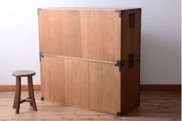 アンティーク家具　古民具・骨董　明治〜大正期　高級品!美しい金具の上質な重ね総桐佐渡箪笥(桐箪笥、桐たんす)