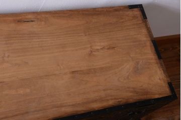 アンティーク家具　古民具・骨董　明治〜大正期　高級品!美しい金具の上質な重ね総桐佐渡箪笥(桐箪笥、桐たんす)