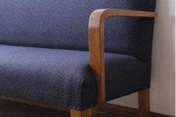 アンティーク家具　和製アンティーク　ナラ材製の上品な3人掛けソファ