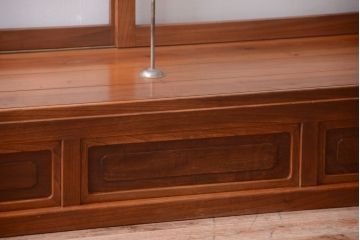 アンティーク家具　和製アンティーク　極めて珍しい逸品　上品な総欅の最高級特大ガラスケース
