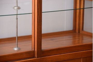 アンティーク家具　和製アンティーク　極めて珍しい逸品　上品な総欅の最高級特大ガラスケース