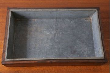 アンティーク雑貨　アンティーク　古い木製のコレクションボックス(ガラスケース)(1)