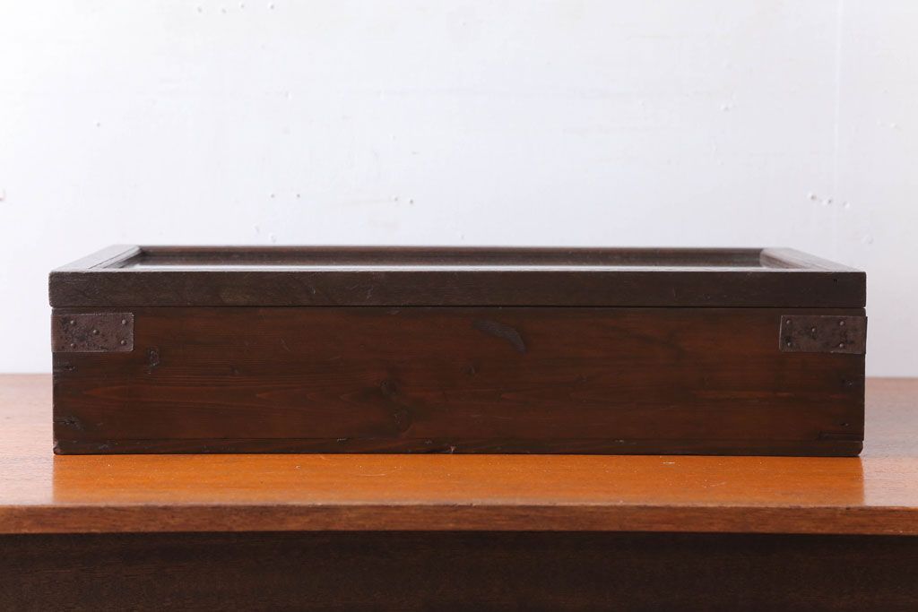 アンティーク家具　アンティーク　古い木製のコレクションボックス(2)