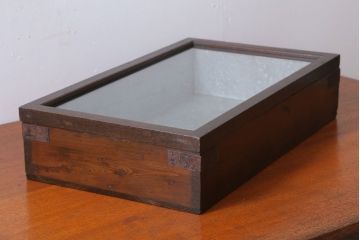 アンティーク家具　アンティーク　古い木製のコレクションボックス(2)