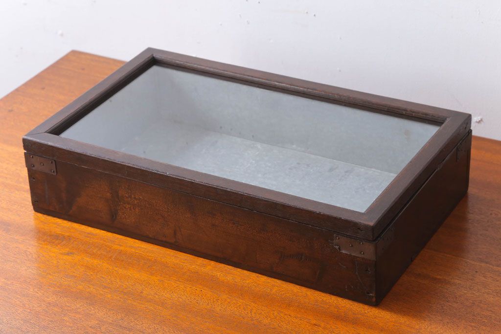 アンティーク家具　アンティーク　古い木製のコレクションボックス(3)