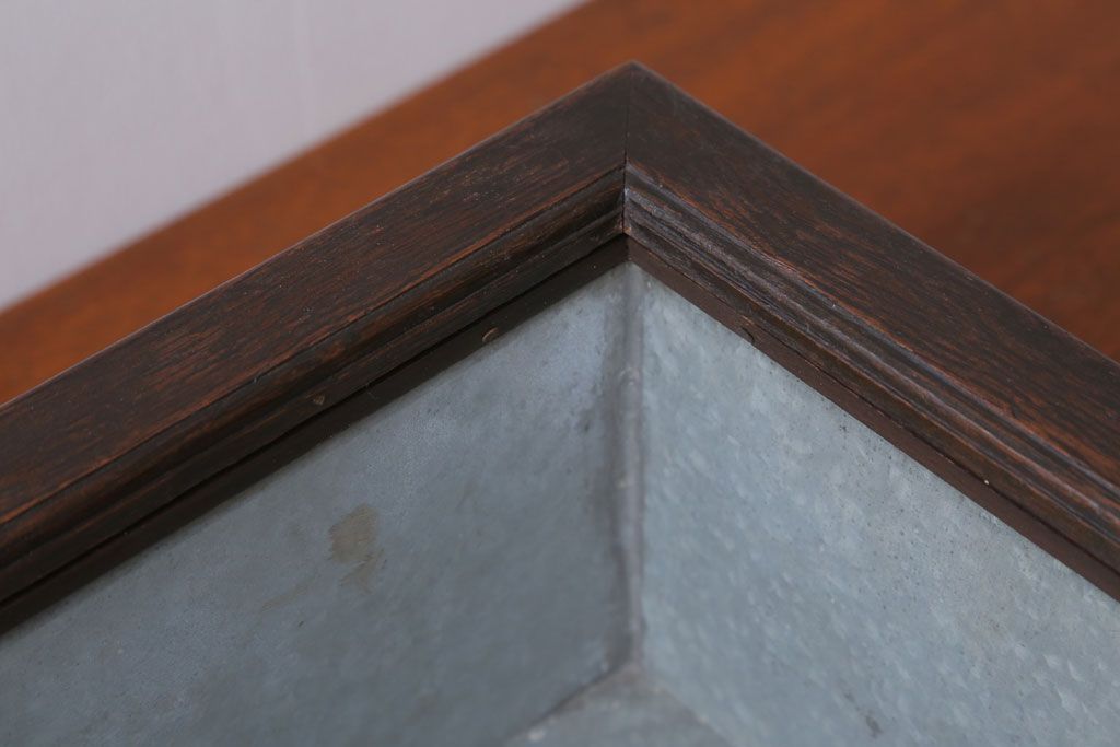 アンティーク家具　アンティーク　古い木製のコレクションボックス(3)