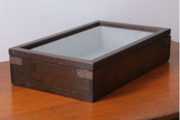 アンティーク家具　アンティーク　古い木製のコレクションボックス(3)