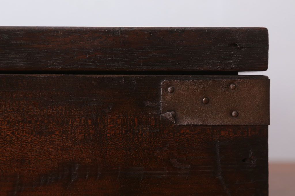 アンティーク家具　アンティーク　古い木製のコレクションボックス(3)