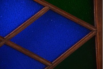 大正ロマン　当時物色ガラス!総欅材のアンティーク明り取り(1)