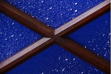 大正ロマン　当時物色ガラス!総欅材のアンティーク明り取り(2)