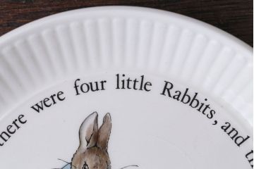アンティーク雑貨　中古　イギリスWedgwood(ウェッジウッド)　ピーターラビット　コンポート皿3枚セット