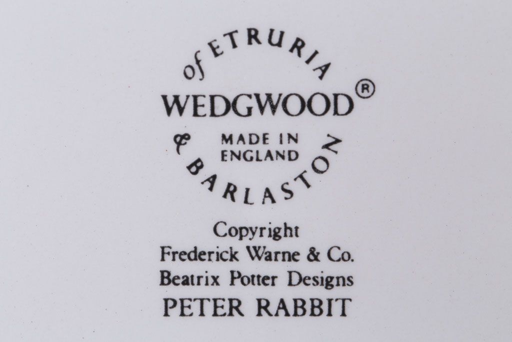 アンティーク雑貨　中古　イギリスWedgwood(ウェッジウッド)　ピーターラビット　コンポート皿3枚セット