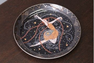 中古 イギリス ROYAL DOULTON(ロイヤルドルトン)　Erte(エルテ)　限定プレート Ondee