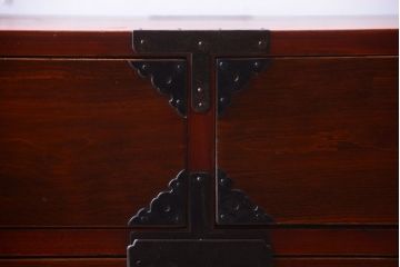 アンティーク家具　古民具・骨董　明治〜大正期　前面欅材!アンティーク時代箪笥ローボード(衣装箪笥)