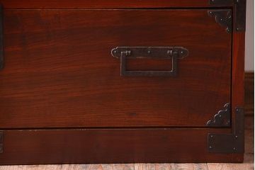 アンティーク家具　古民具・骨董　明治〜大正期　前面欅材!アンティーク時代箪笥ローボード(衣装箪笥)(2)