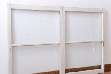 アンティークペイント　レトロな小さいガラス戸2枚セット(窓)