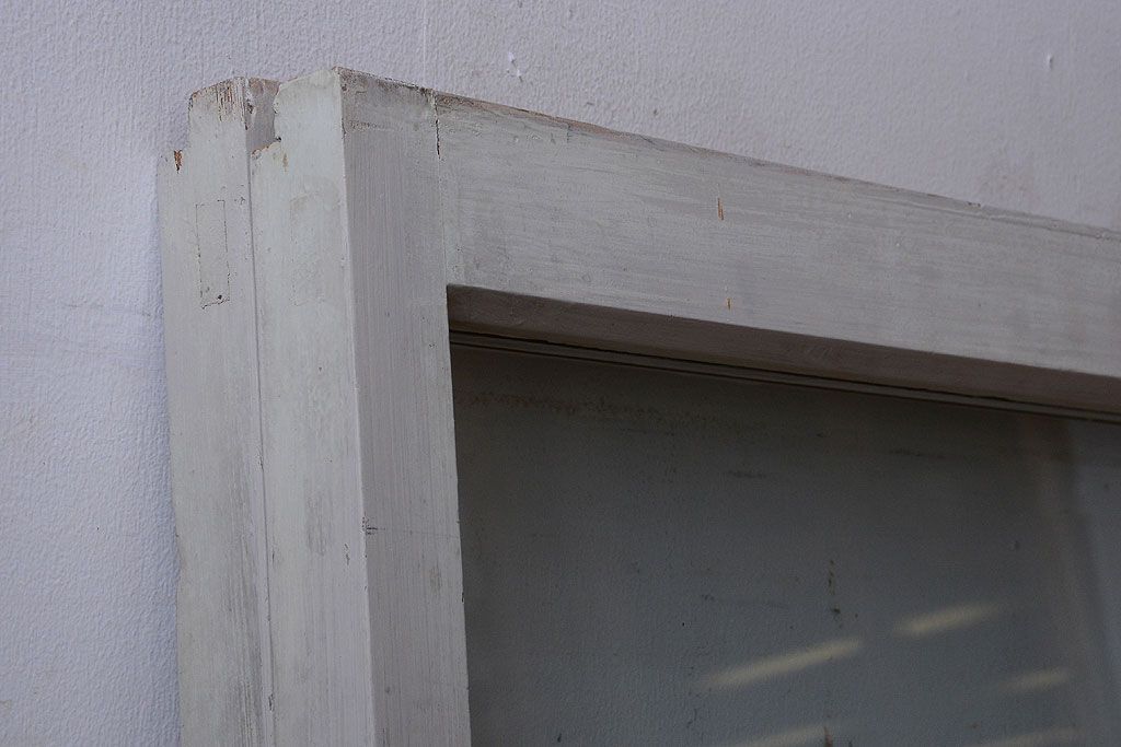 アンティークペイント　レトロな小さいガラス戸2枚セット(窓)