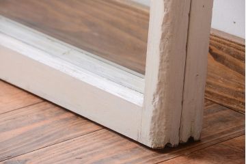 アンティークペイント　レトロな小さいガラス戸2枚セット(窓)