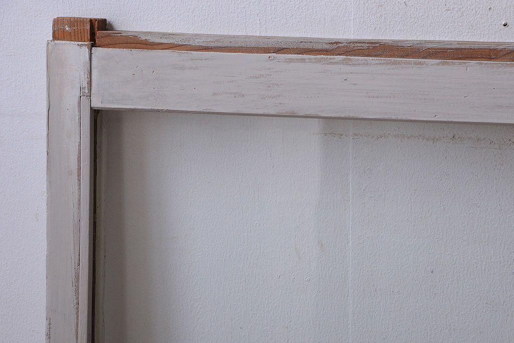 アンティークペイント　レトロな小さいガラス戸2枚セット(窓)