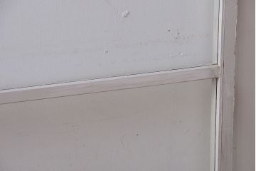 アンティークペイント　レトロな小さいガラス戸2枚セット(窓)