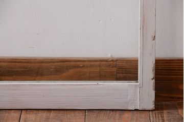 アンティークペイント　レトロな小さいガラス戸2枚セット(窓)