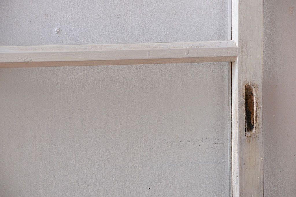 アンティークペイント　レトロな小さいガラス戸4枚セット(窓)