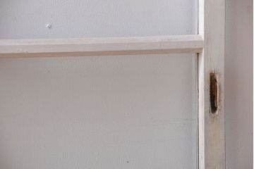 アンティークペイント　レトロな小さいガラス戸4枚セット(窓)