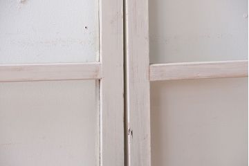 アンティークペイント　レトロな小さいガラス戸4枚セット(窓)