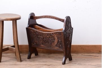 中古　民芸家具　軽井沢彫りのマガジンラック