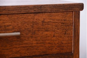 アンティーク家具　和製アンティーク　古い木の2杯小引き出し