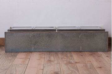 アンティーク雑貨　昭和レトロ　ブリキ製のアンティークガラスケース