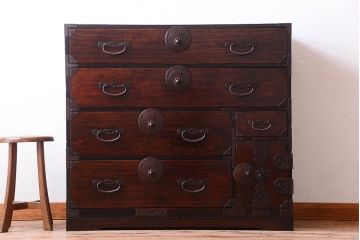 アンティーク家具　古民具・骨董　明治〜大正　前面栗材!アンティーク最上箪笥(2)