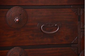 アンティーク家具　古民具・骨董　明治〜大正　前面栗材!アンティーク最上箪笥(2)