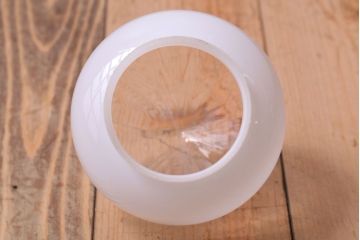 イギリスアンティーク　上品な古い壁掛けシェード(壁掛け照明)