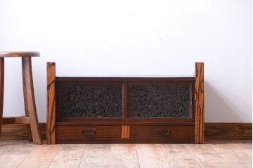 アンティーク家具　和製アンティーク　黒柿・欅材!結霜ガラス引き戸の置床(置き床)
